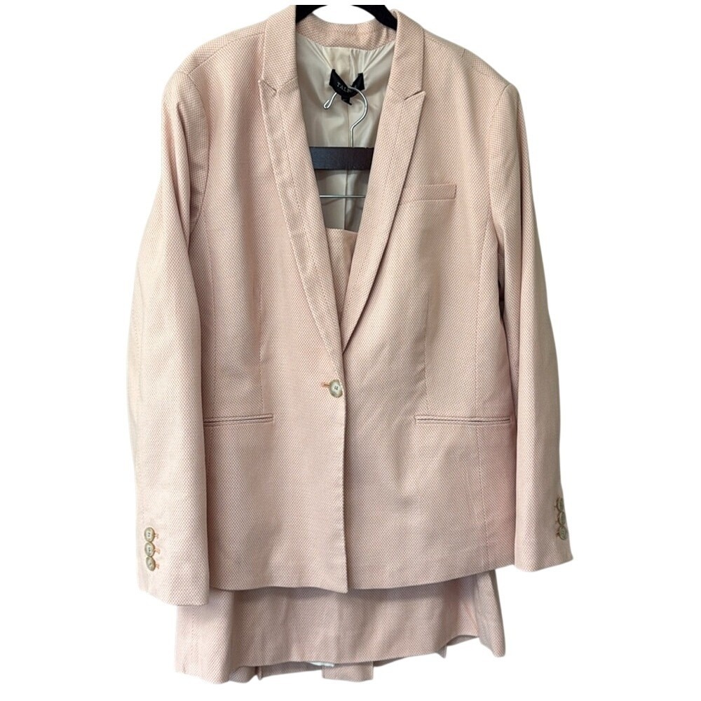 Talbots Lined One Button Blazer & Skirt Suit | size 16 | Peach & Cream | EUC